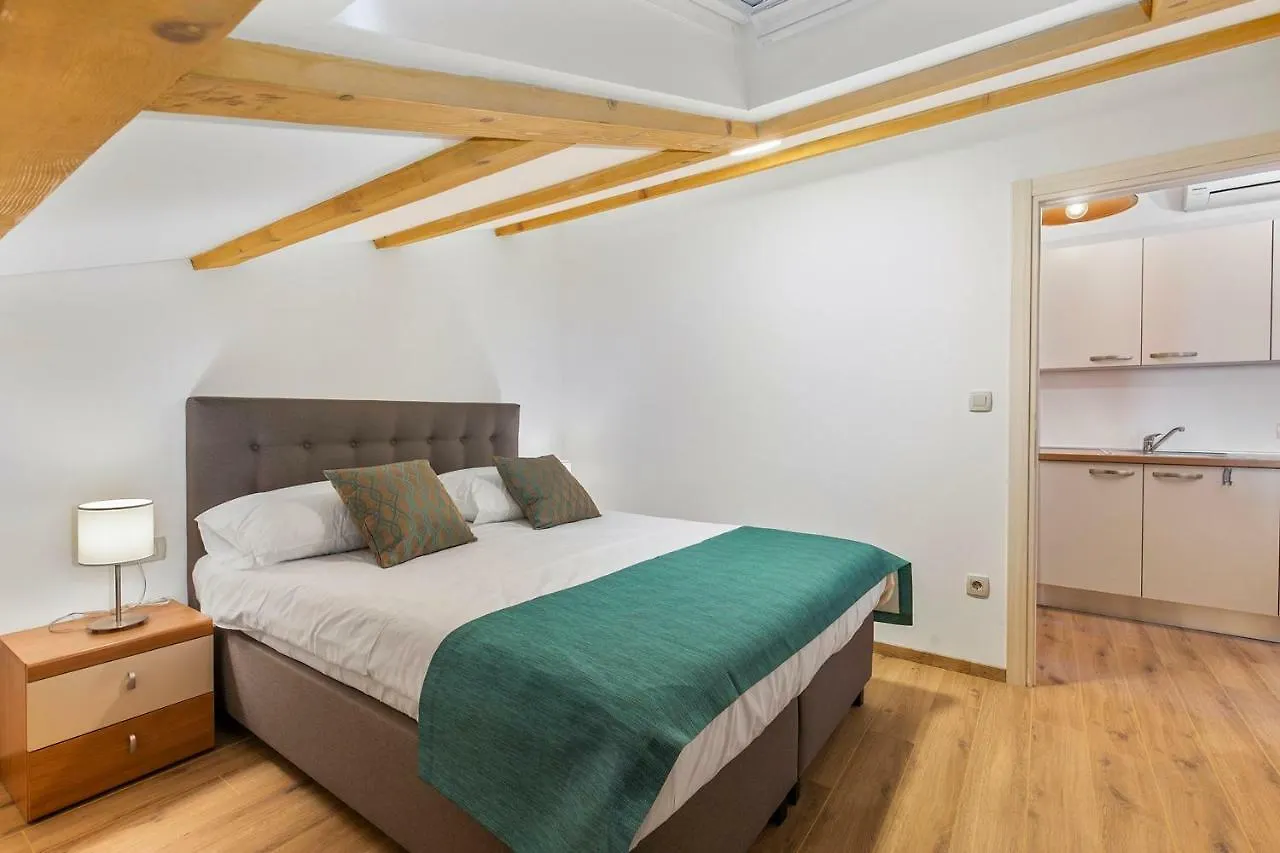 Pansion Villa Betina Ловран 4*,  Хорватия